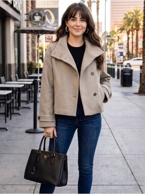 Womens Short Button-Down Jacket in Light Taupe L